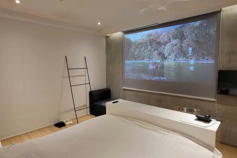 简里美宿(大连中山广场店)