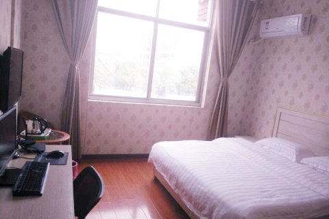 新县君悦商务宾馆