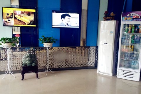 双鸭山雨顺时尚艺术宾馆