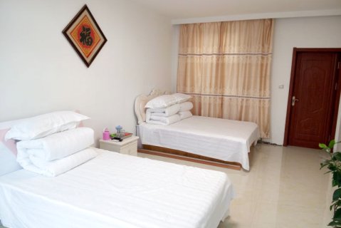 根河洪金家庭客栈