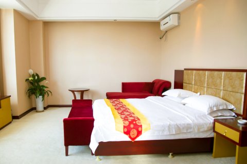 馨园酒店(精河生态园店)