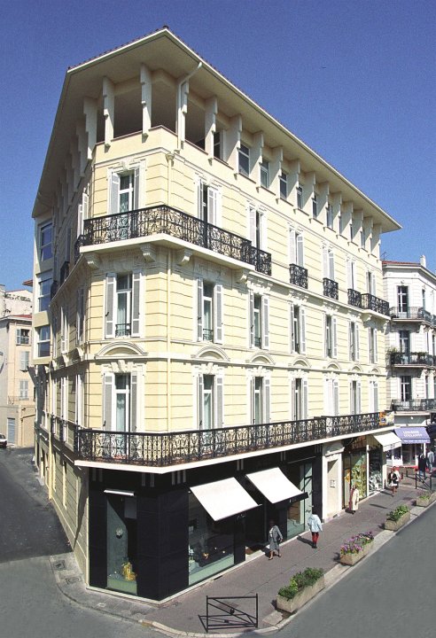 戛纳克罗阿塞特酒店(Cannes Croisette Prestige Apart'Hotel)