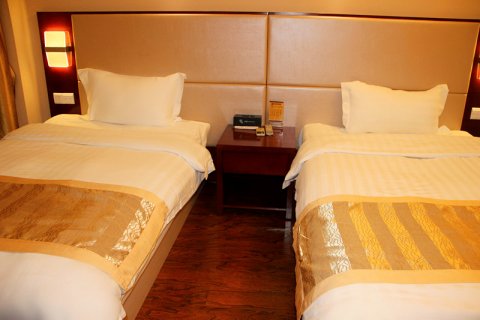 剑门关三鼎大酒店(剑门关景区南门店)