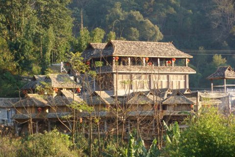 勐海南糯山福兴吉普洱茶山庄