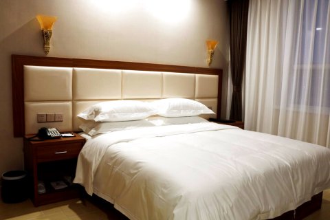 西乌旗浩辰皇朝宾馆