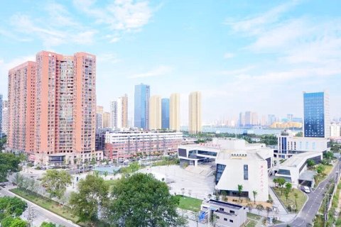 艾米电竞酒店(武汉积玉桥地铁站店)