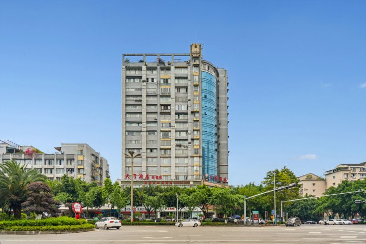 天河酒店(泸州龙马大道龙马潭区政府店)