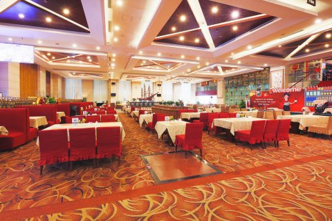 长春华天大酒店