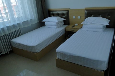 鑫泰宾馆(赤峰客运站店)