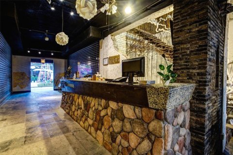 周庄拿铁玩石艺术客栈