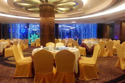 瑟尔嵯国际大酒店(松潘黄龙风景区店)