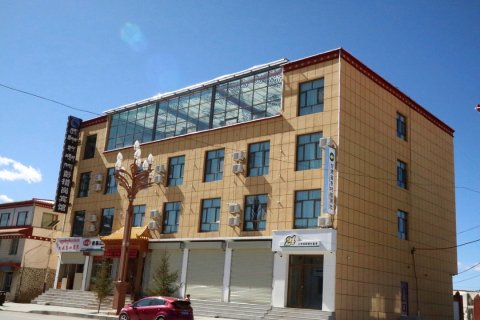 玛曲彭措岗宾馆