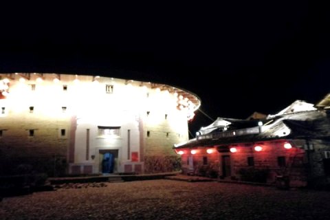 云水谣满芬木房客栈