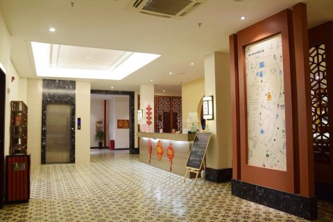 惠潮·侨舍(潮州古城牌坊街广济桥店)