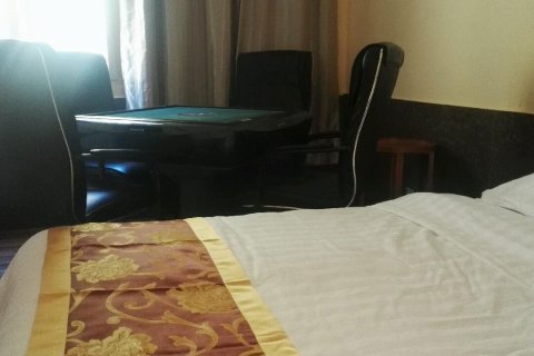 西行藏地连锁酒店(雅江店)