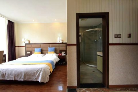 石棉两江精品酒店