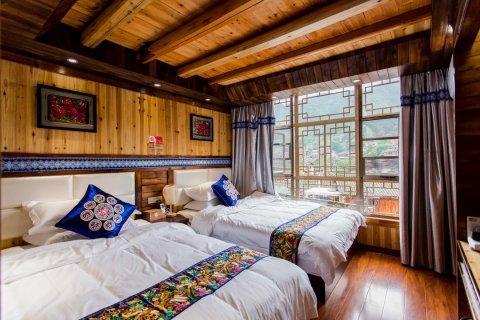 西江千户苗家酒店