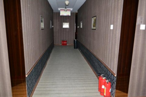 杜尔伯特贵足霖宾馆