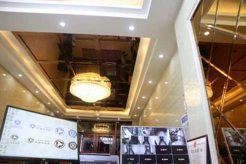 玛曲彭措岗宾馆