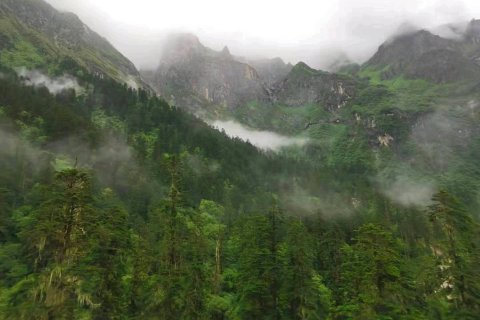 海螺沟一念时光旅舍