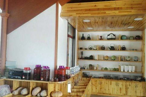 云里雾里精品民宿(千岛湖宋村湖畔居店)