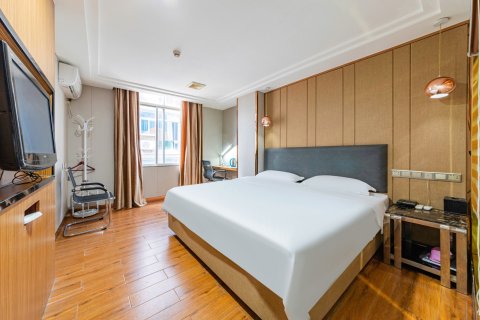 万豪商务酒店(高州人民法院店)