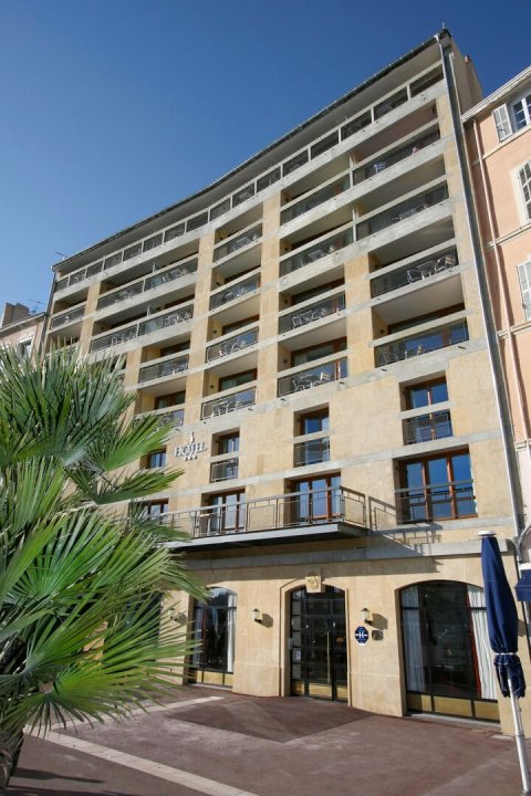老港口酒店(La Residence du Vieux Port)