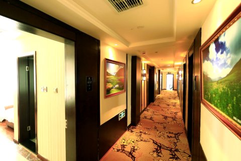 石棉两江精品酒店