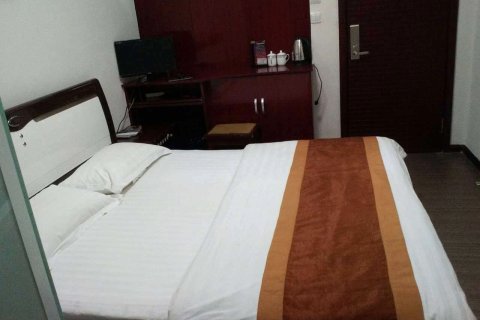 同江华龙快捷宾馆