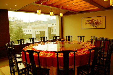 鲁山玉京温泉度假酒店