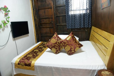 西递贵府堂客栈