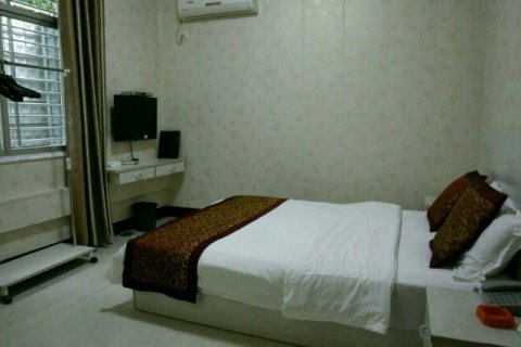 枝江三加一快捷酒店