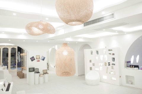 木筑泳池精选度假酒店(三亚湾凤凰国际机场店)