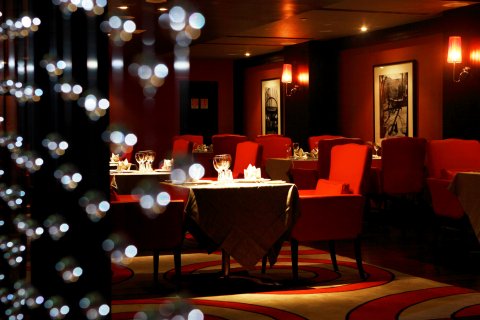 厦门悦华酒店(华荣路地铁站店)