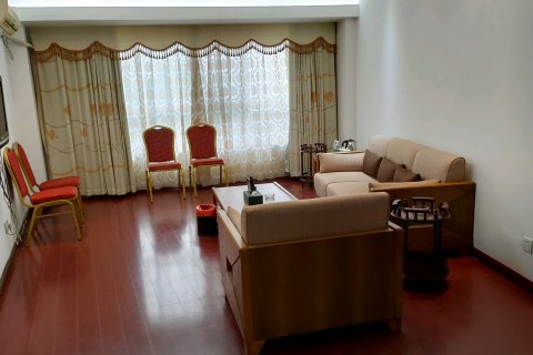 屯昌紫京皇冠酒店