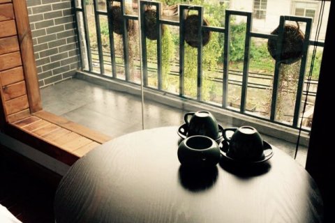 城中小筑度假屋(张家界天门山汽车站火车站店)