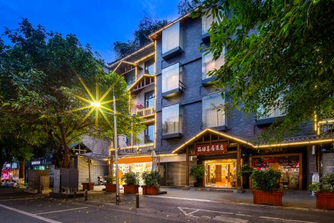 西姆善居成都春熙路天府广场地铁站酒店