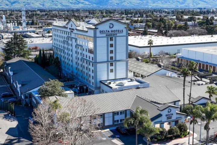比尔特摩尔套房酒店(Delta Hotels by Marriott Santa Clara Silicon Valley)