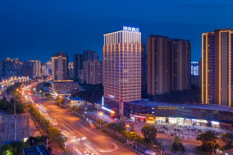 锦东酒店(荆门体育文化中心掇刀万达店)