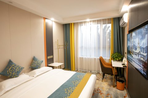 敦煌杏子酒店(沙洲夜市店)