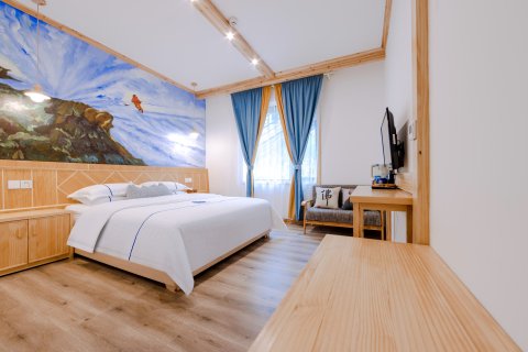 长坪驿户外主题客栈(四姑娘山店)