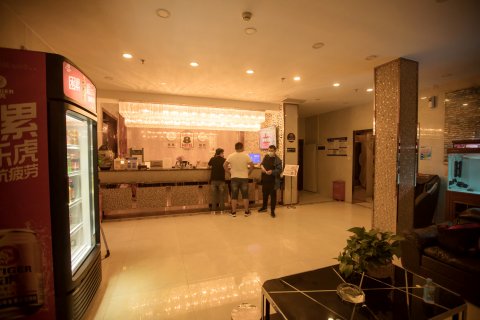 速8酒店(霸州步行街廊坊四院店)