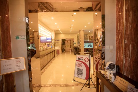 速8酒店(霸州步行街廊坊四院店)