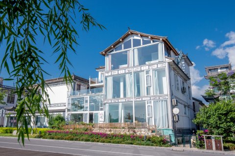 大理落落无尘海景客栈