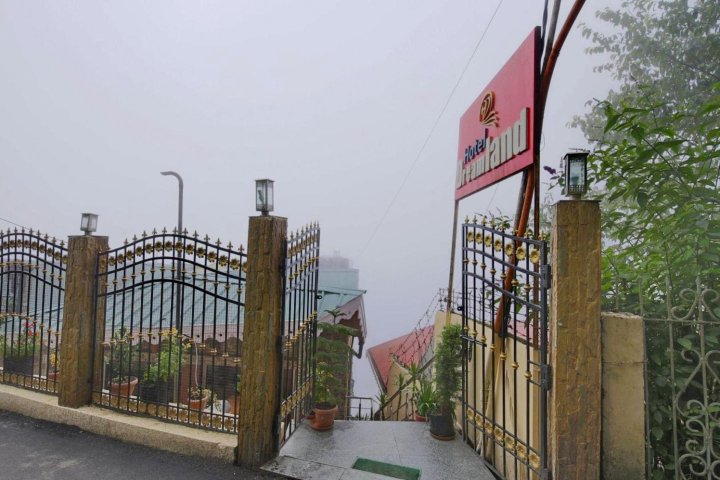Hotel Dreamland,Darjeeling
