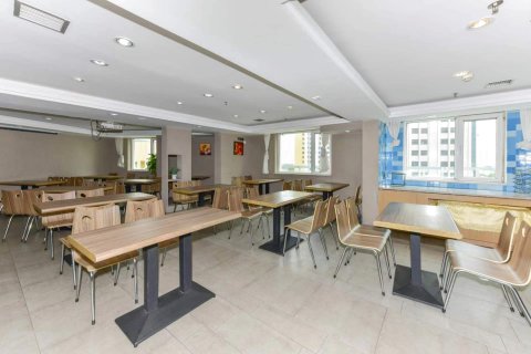 派酒店(西宁火车站店)