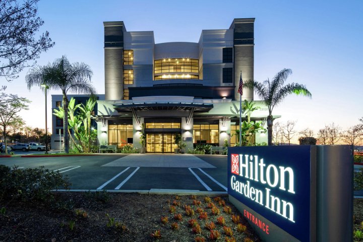 尔湾光谱湖林希尔顿花园酒店(Hilton Garden Inn Irvine Spectrum Lake Forest)