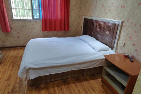 南阳西子湖民宿(师院医专店)