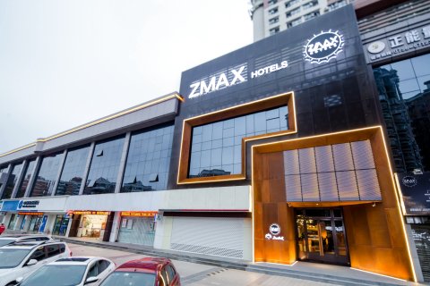 ZMAX满兮酒店(珠海拱北口岸情侣路店)