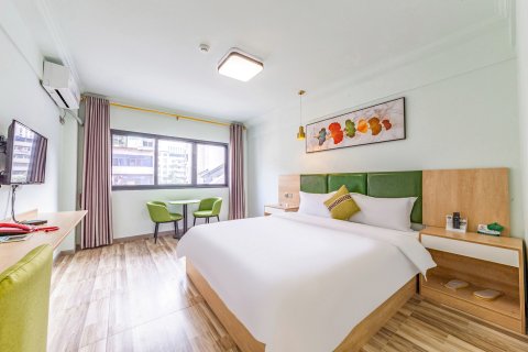 路亚酒店(遂宁中央商务区步行街店)